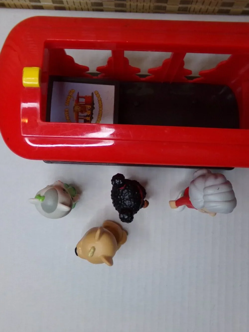 The Fred Rogers Company Tollytots Chiming Trolley Figures Toys